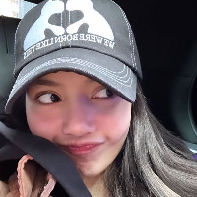 KeziaLhynnee's profile picture. it will be all worth it in the end💆🏻‍♀️