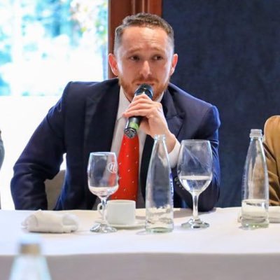 PhilippWodak's profile picture. Hacer de la política un espacio de confianza y resultados | Experiencia en gestión pública | Construyendo futuro con hechos, no con discursos Otto 🐶