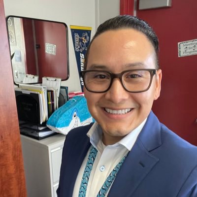 Life-long learner; dwelling in possibility. Proud Principal at Carmel Del Mar School in DMUSD.