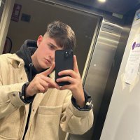 perales (@peeraalees10) 's Twitter Profile