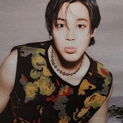 방탄소년단 BTS💜 박지민 JIMIN🐥 𝘠𝘰𝘶 𝘮𝘢𝘥𝘦 𝘮𝘦 𝘴𝘮𝘪𝘭𝘪𝘯𝘨 𝘰𝘯 𝘵𝘩𝘦 𝘪𝘯𝘴𝘪𝘥𝘦 💜 🐨🐹🐱🐿🐥🐻🐰💜