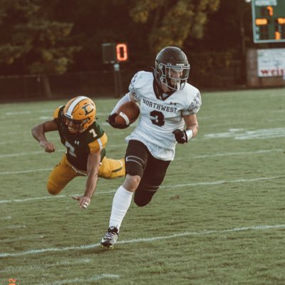 2025 S/WR || Northwest Highschool MD || 5’11” 180lbs 4.51 GPA || Team Captain || Track Sprinter || 📲301-674-6327 Coaches:@coachneub @wru_coachmilez