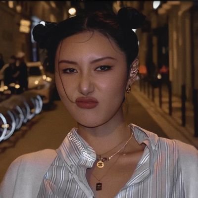 AphFirefly_twt's profile picture. she/her | art acc: @AphoticFirefly | fan account