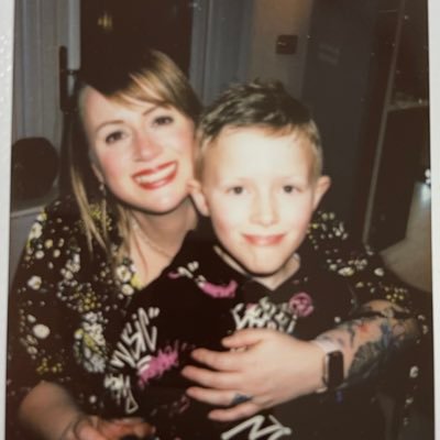 Mummy, wife, blogger 👸🏼 Visit my blog 'Trying to Find a Light on Somewhere' ahttp://brini1980.wordpress.comWF xx