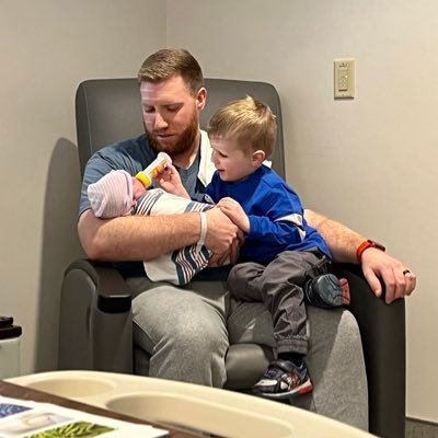 scottysimp186's profile picture. just a simple man making my way in the universe