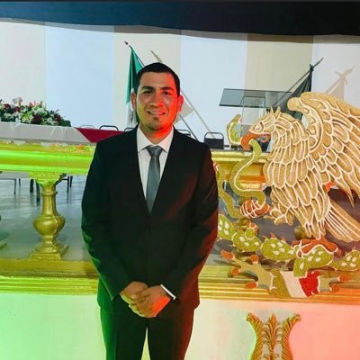 Soy una persona con habilidades, actitudes y destrezas para emprender nuevos retos que ayuden a mejorar la calidad de vida de la sociedad vamos con todo