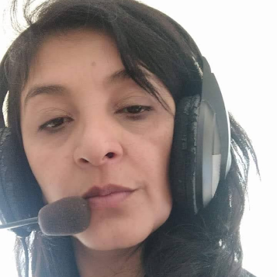 MarielaGareca3's profile picture. Vive tu vida a pleno, vive en armonía, haz la diferencia donde vayás que te recuerden con amor, cariño cuida de tu vida,se amable. no le robes el tiempo a nadie