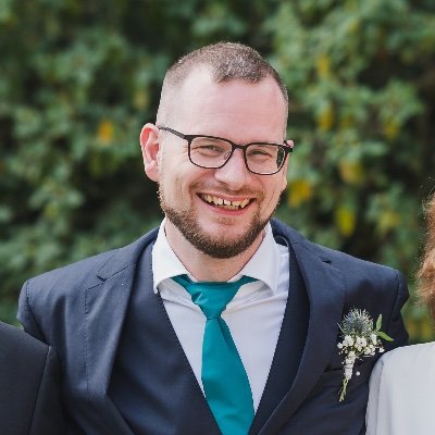 ohmy_cz's profile picture. 