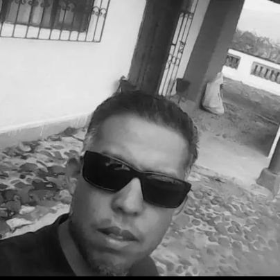 RojasErwins's profile picture. 