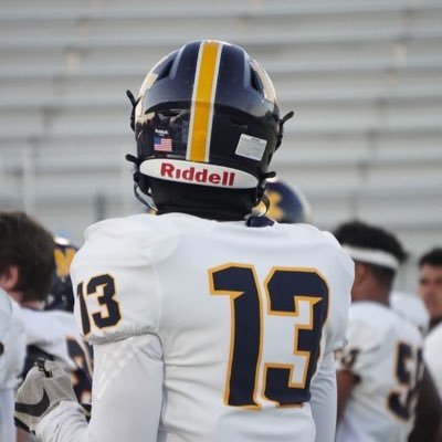 CO’2025 | DE/LB @ Mount Tabor High School | 6’2 230 | 4.2 GPA | NCAA ID# 2307965519