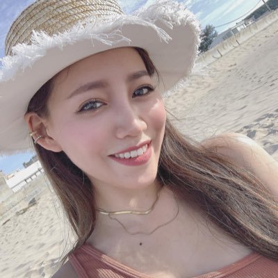 Amyrash14's profile picture. Simplicity is Beauty