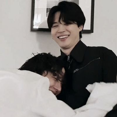 hourjihope's profile picture. back up acc for @hourlyjihope 🐥🐿️ | fan account