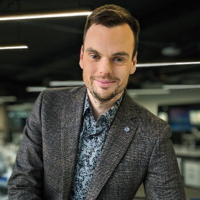 Chef d'équipe de la météorologie à @meteomedia, je suis passionné de statistique et de la météo du Québec. Friand de sports, cinéma et d'actualité!