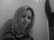 arzuozdl's profile picture. 