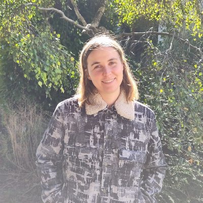 Researcher of animal behaviour, ethics, and welfare / PhD student studying social learning and tool use @IMPRS_OrgBio. She/her @zoegoldsborough@ecoevo.social