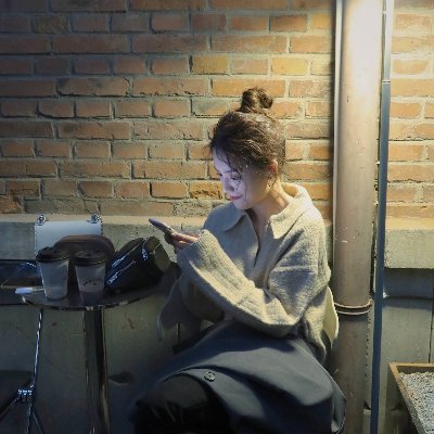 Whatever is good for you just do it 😉😊
Instagram : @xiaofanli.43