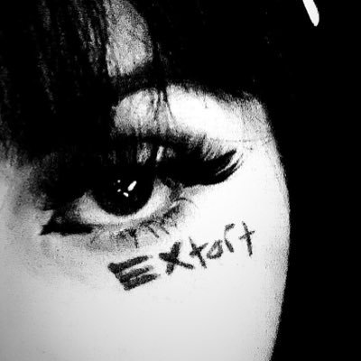 extorting01's profile picture. 