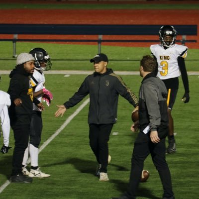 St. Rita Football '14 | DePauw University Football '18 | Varsity Defensive Back Coach at King College Prep | ΦΝΠ Philippians 4:13