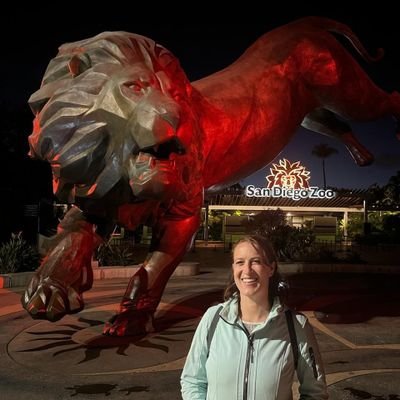 Dr. Caitlin Curry 🦁🧬 Profile