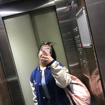 aybikzts's profile picture. 