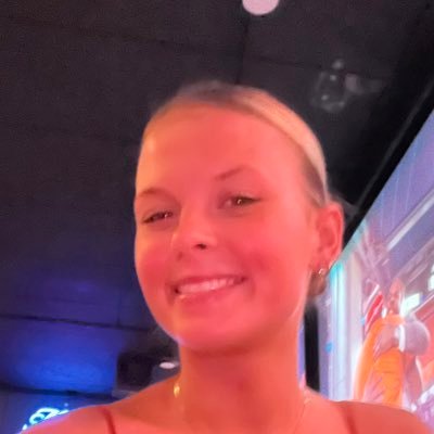 BuckinghamAddie's profile picture. Sc: shawnmendes102