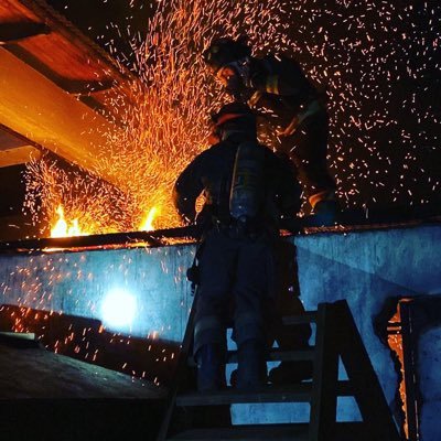 bombero 👨‍🚒 bomba Suiza 🇨🇭estudiante de Ingeniería Industrial IPP.