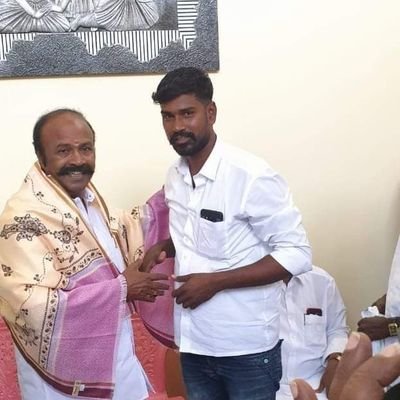 பா.பிரபாகரன் DEEE,PDFSE.
EX.தகவல் தொழில்நுட்ப அமைப்பாளர்
மேற்கு ஒன்றிய திமுக மானாமதுரை
சிவகங்கை மாவட்டம்.. வாழ்ந்தாலும் திராவிடம் வீழ்ந்தாலும் திராவிடம்🏴🚩