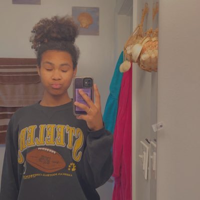 febmonster_23's profile picture. 🏀#20  #2023