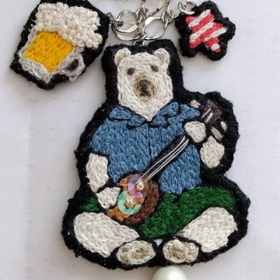 jiraha01's profile picture. kissfmkobe📻️
Kissネームは「美おば(びおば)」芳名先生命名🍷
うおネームは「フエフキダイ」🐟️
ラジオ、手芸、三線、ウクレレ、アコギ、ピアノ、多肉、ガーデニング、ましゃ(BROS.)、多趣味で器用貧乏なO型
アラフォー、横に横に成長中。