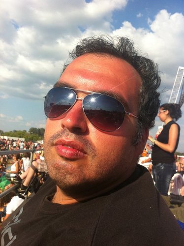 politica, società, cultura e fieremente opposto al Rosso-Grillismo