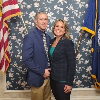 I can do all things through Christ who strengthens me.
Philippians 4:13
State Representative for the 37th District
Jefferson and Bullitt Counties