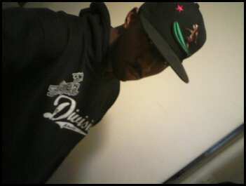 BEACH DIVISION CEO
the Beach Division is more than music & clothing 
we're a movement WE'RE THE CITY
Beach Division/Blu-Division