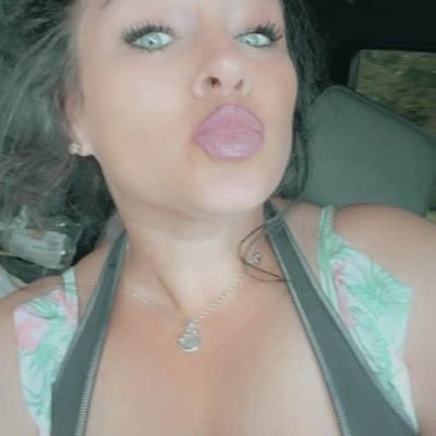 HopeWalker851's profile picture. 