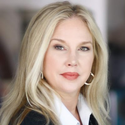 Believer | USA | 8th Gen Texan | Boo's Human | Trump Gal Day 1 | Bannon Gal | Banned from Twitter Jan 8, 2021 & Facebook Feb 14, 2022 🦅🤷🏼♀️🌟
