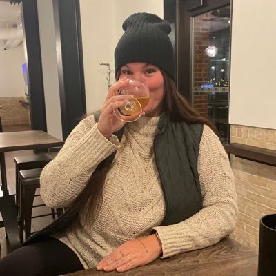 ziecurran's profile picture. welcome back 🤙🏼