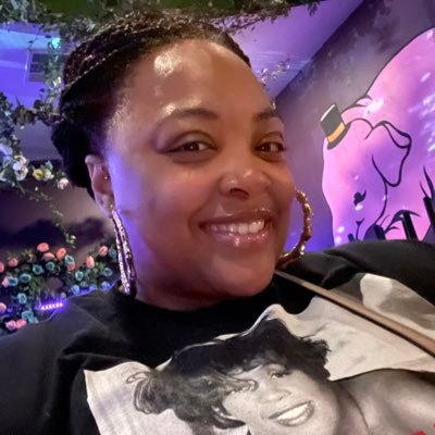 CrownMeBookish's profile picture. Love my smut with a side of romance & always in BLACK🤭 2024 Reading Count: 78📚 Want to send me something bookish?!🥰📚 Mailing Info• Email• Blog• Socials🔗