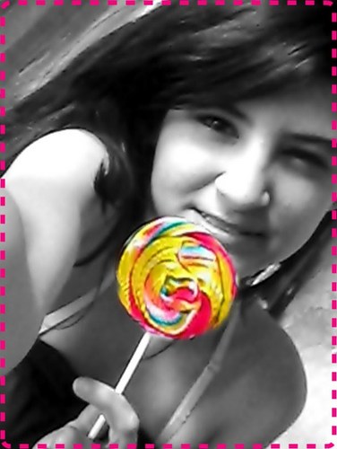 Aquelα que segue umα frααse: ↓　' Jαmαis desistα de um sonho, pois seu sonho jαmαis vαi desistir de você .