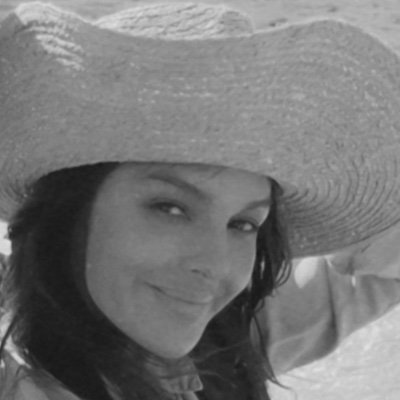 NicoleM22427375's profile picture. 