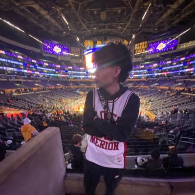 cvazzzy's profile picture. professional full time sports fan #LakeShow #GoPackGo #MUFC