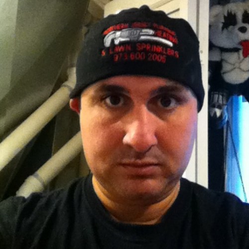 Desemma's profile picture. 