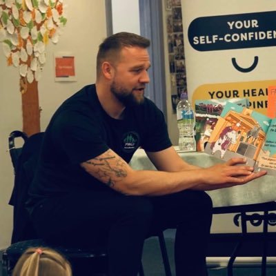 PMGJstorybooks's profile picture. Paul Walsh (pictured) & Graeme Young (tweeting) 👨‍👩‍👧‍👦 We write and draw fun-filled family adventure stories for you and your young children to enjoy! 📚📖