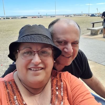 Beatriz97399478's profile picture. CON MI ESPOSO TENEMOS SOLO HIJOS DE CUATRO PATAS Y UNOS SOBRINOS Q COMPARTIMOS Y AMAMOS