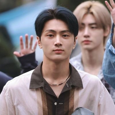 vamp_hoon's profile picture. 