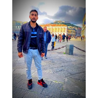 MianHamzaNoor3's profile picture. o-