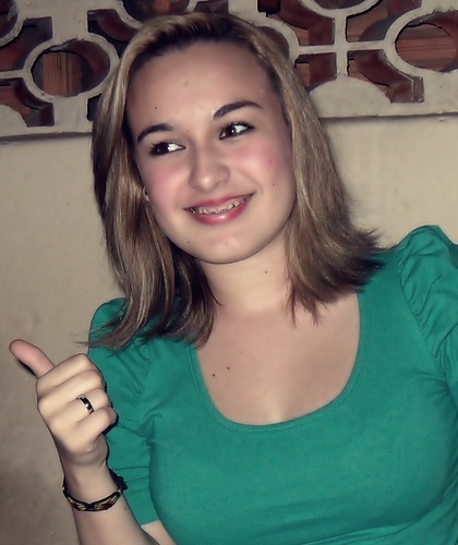 to me afastando de tudo que me atrasa, me engana, mesegura e me retém. fui ser feliz e nao volto !