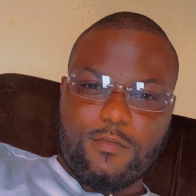 St_Mekzy's profile picture. 