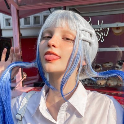 catiescos3's profile picture. gamer girl and cosplayer 
ig: catties02