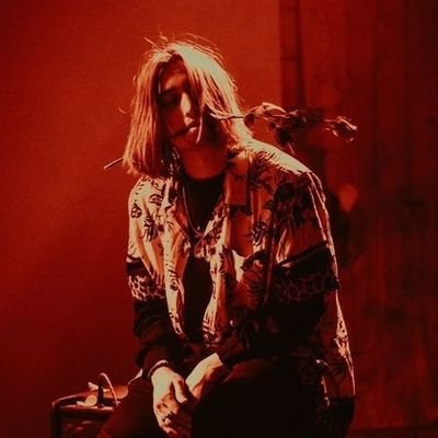 (d-oh-ay) Chase Atlantic and Glaive ♡
I retweet too much ♡