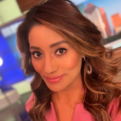 Anchor @abc13houston 4:30-7AM WATCH on 📺 OR ➡️ https://t.co/RvYCyh5vLN INSTA: @RitaABC13