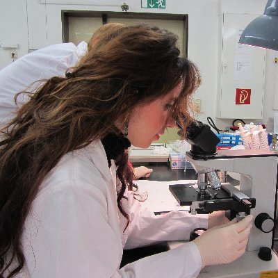 Passionate scientist📝 📚 🔬💊 🧪 🧬 🧫
Dr. habil. Dr. vet. med.